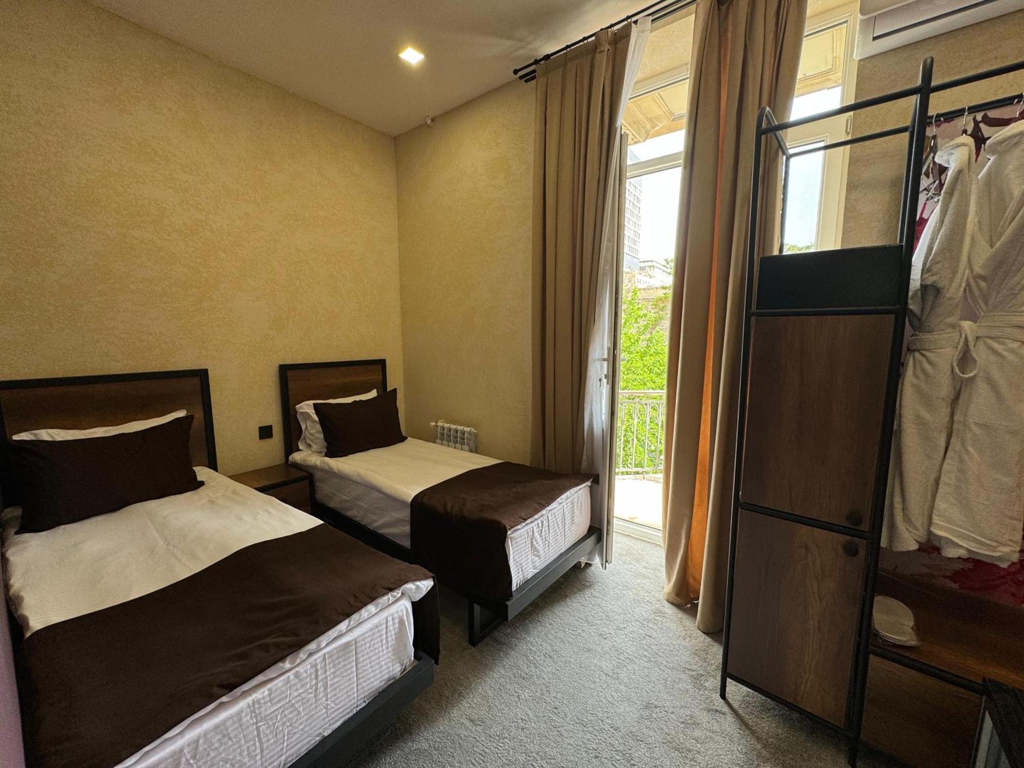 Liberta Hotel Bakoe Buitenkant foto