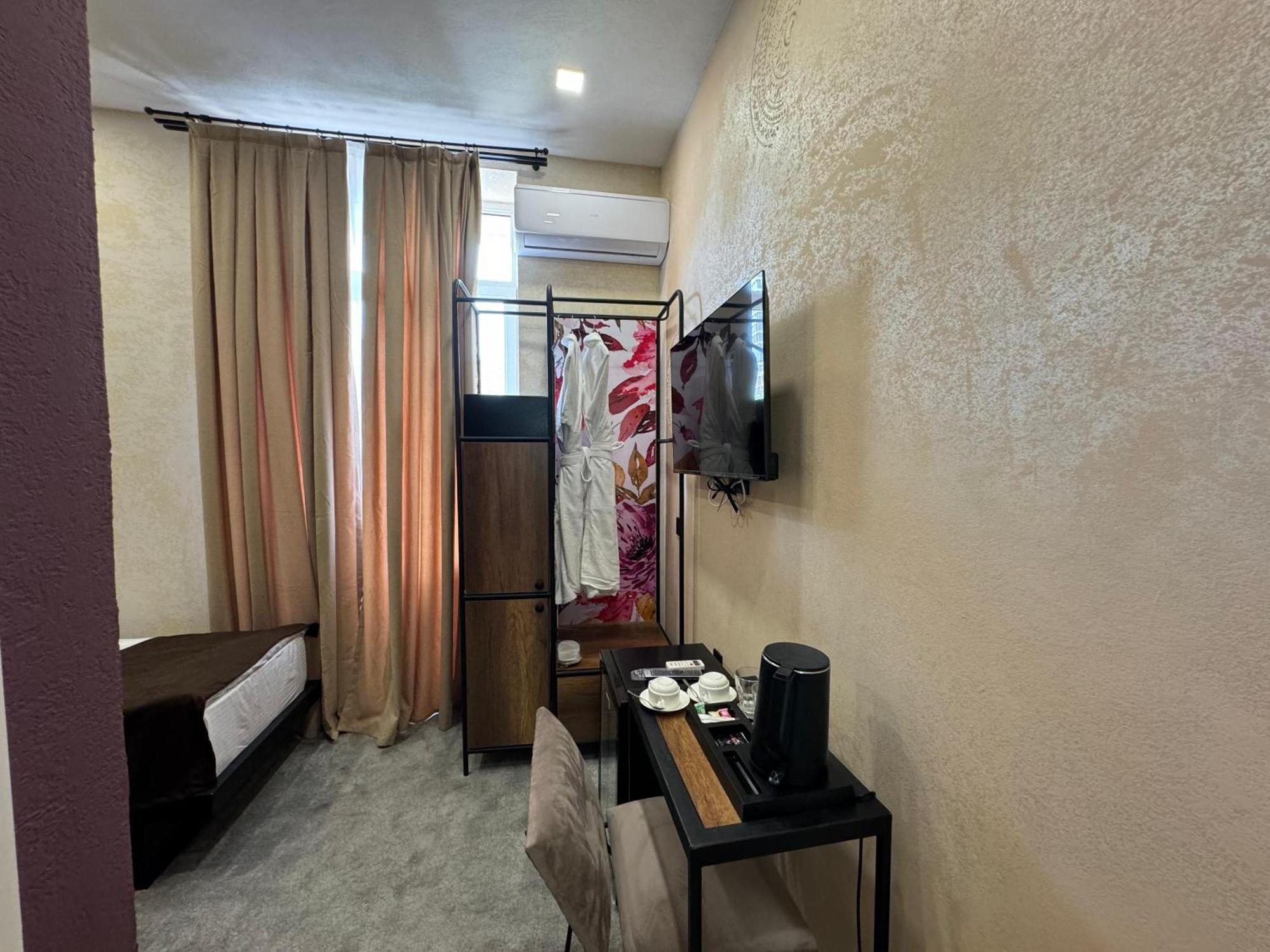 Liberta Hotel Bakoe Buitenkant foto