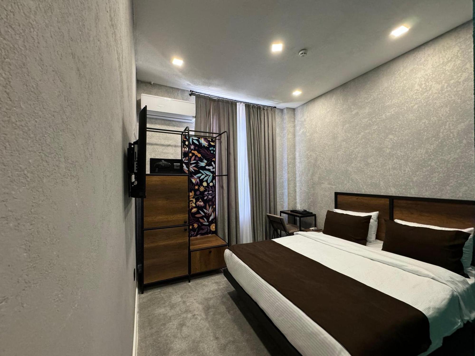 Liberta Hotel Bakoe Buitenkant foto